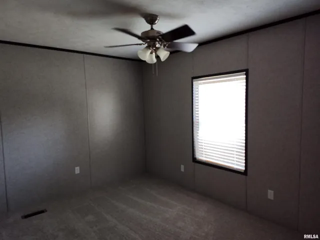 $175,000 | 1207 Southwest 6th Street, Fairfield, IL 62837