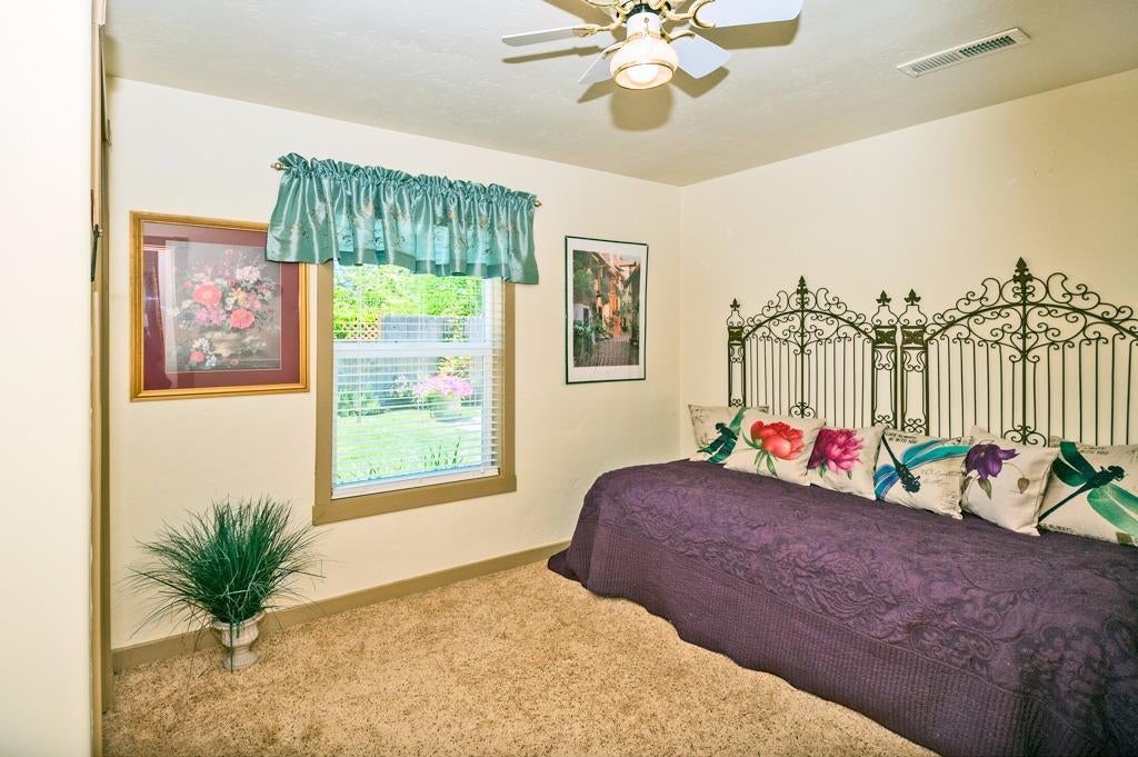 2235 Springbrook Road Medford, OR 97504 - Photo 27 of 31 Additional Photo