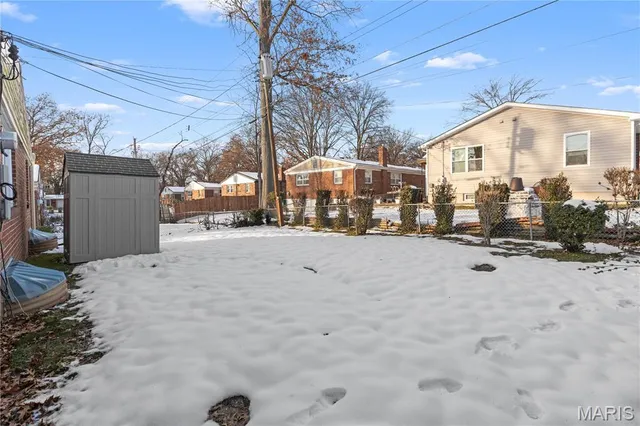 $215,000 | 7155 Willow Tree Lane, St. Louis, MO 63130