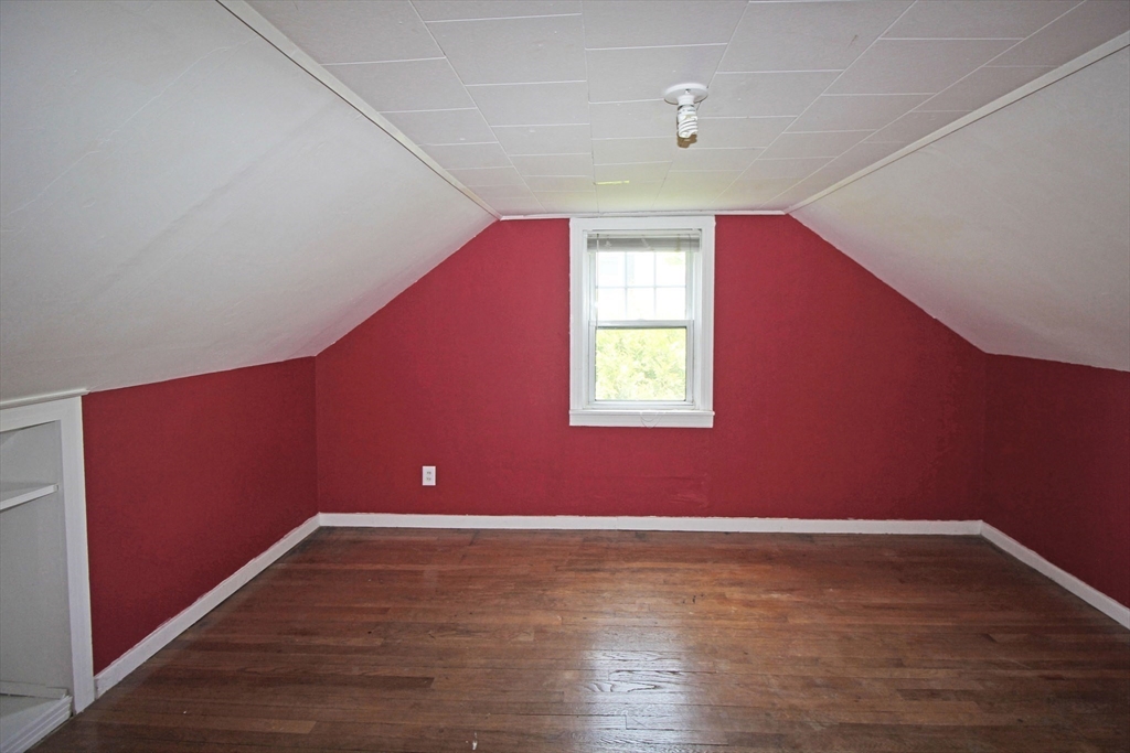 1 Stratford Road Holyoke, MA 01040 - Photo 18 of 26