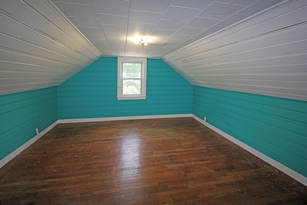 1 Stratford Road Holyoke, MA 01040 - Photo 21 of 26