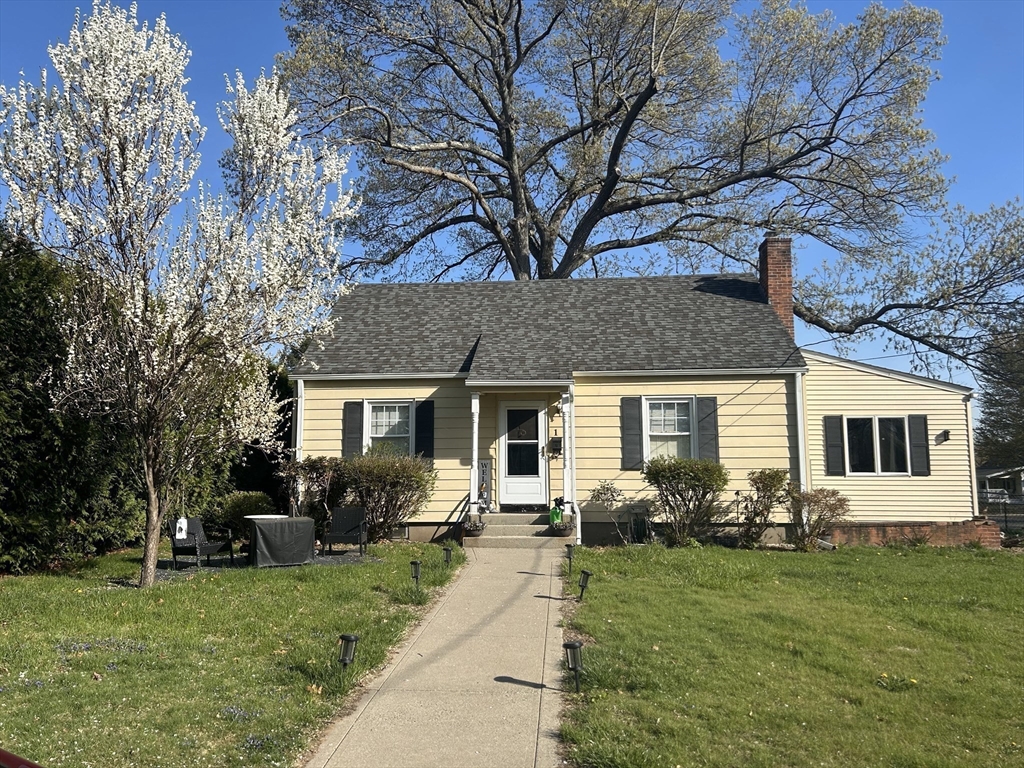 1 Stratford Road Holyoke, MA 01040 - Photo 23 of 26