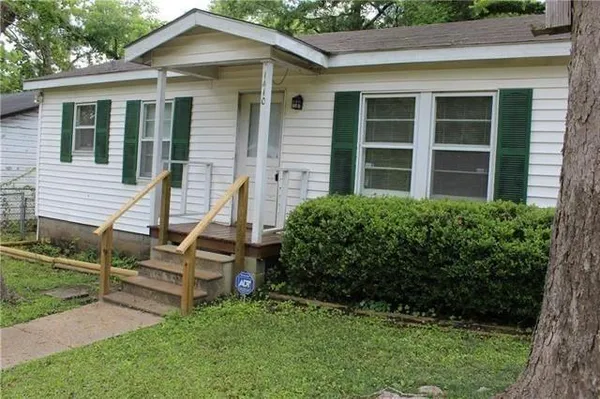 $875 | 1410 College Street, Pineville, LA 71360