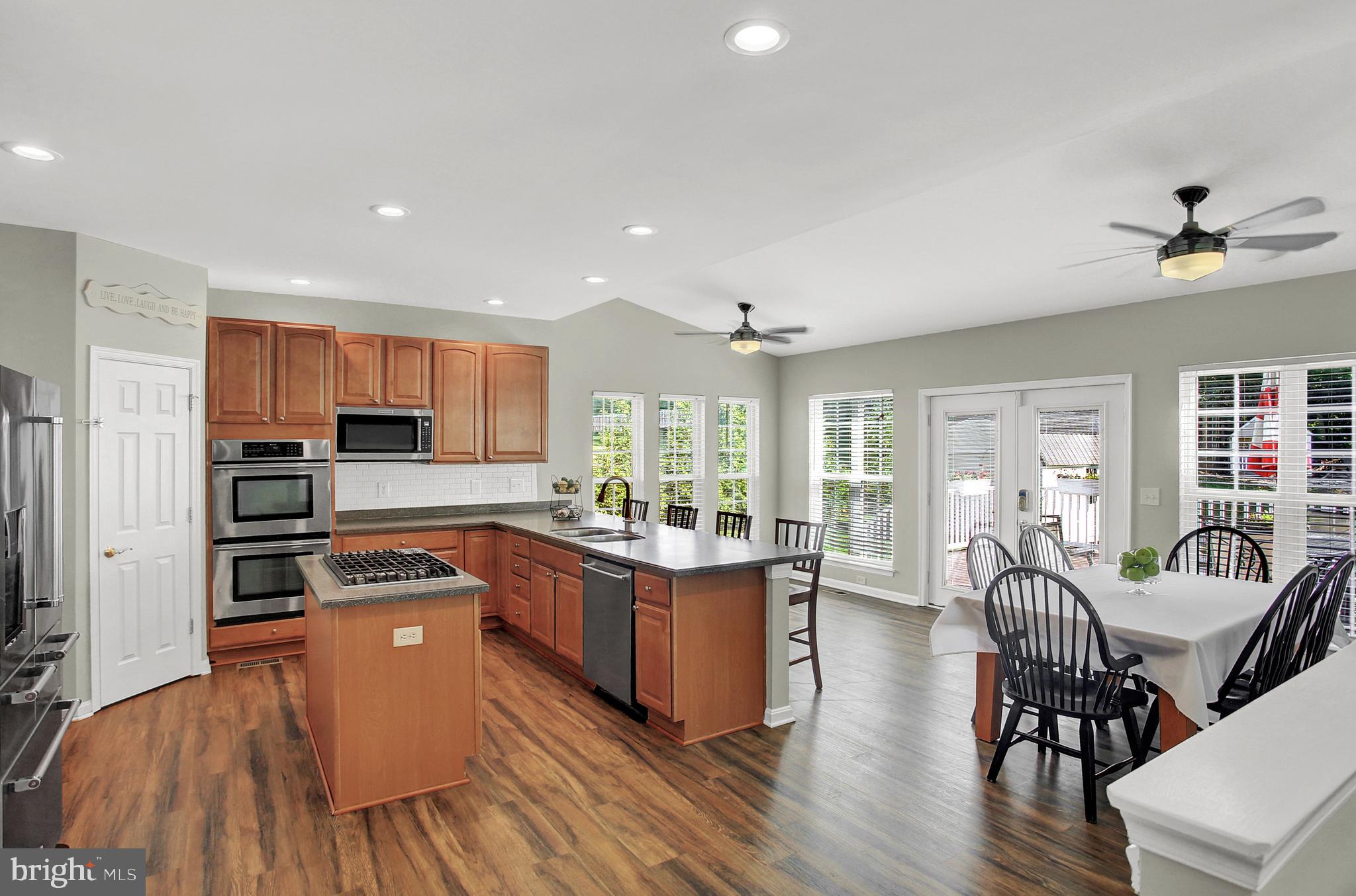 73 Delta Ridge Drive Delta, PA 17314 - Photo 21 of 70 Gourmet kitchen.