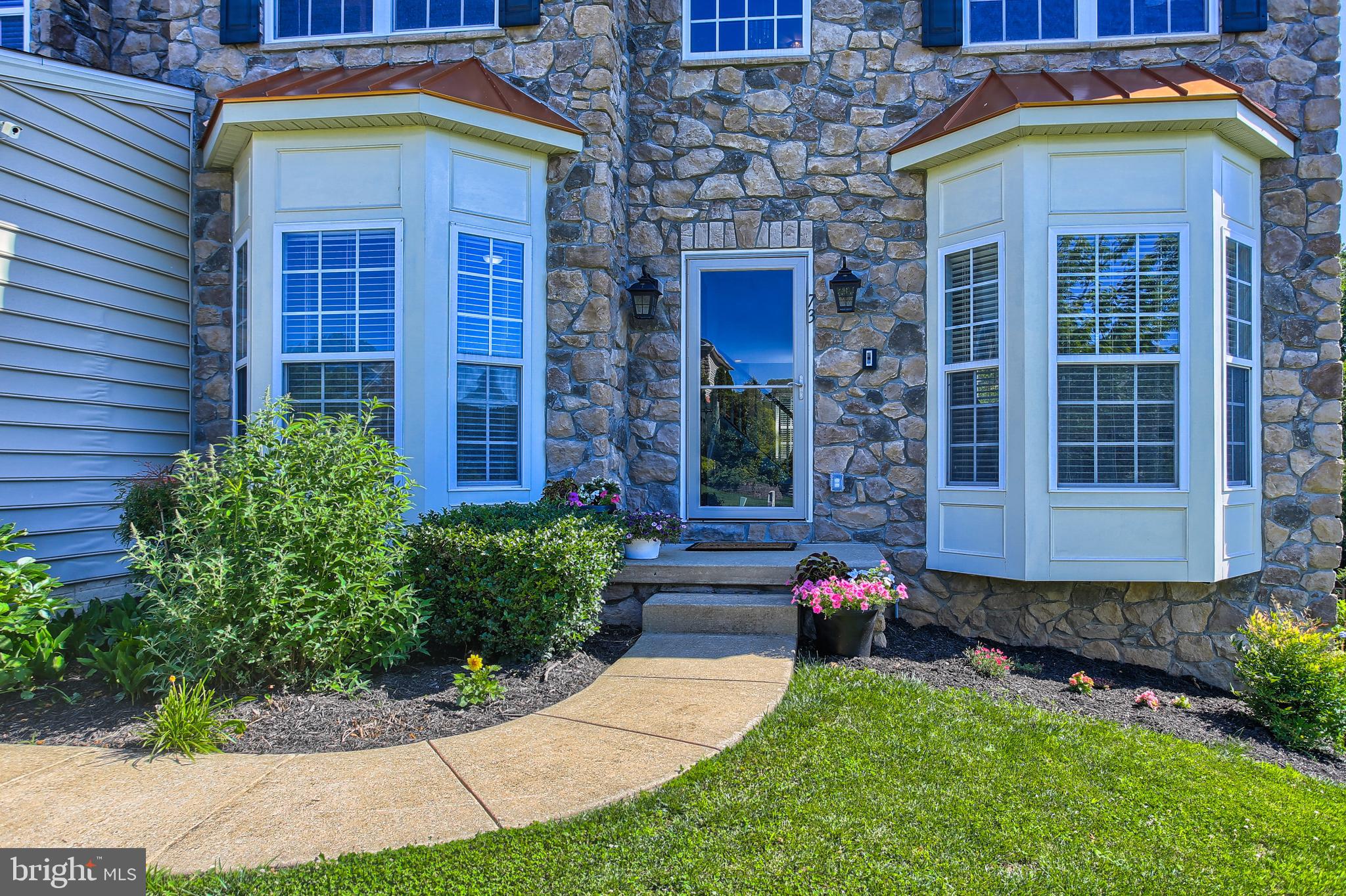 73 Delta Ridge Drive Delta, PA 17314 - Photo 8 of 70 Curb appeal!