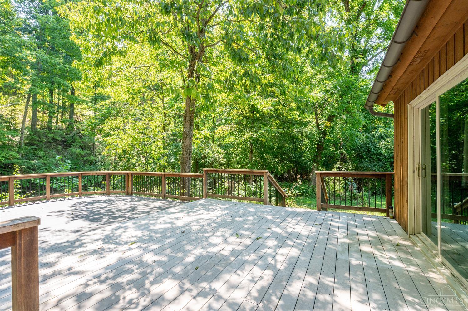 6770 Sheed Road Cincinnati, OH 45247 - Photo 12 of 30
