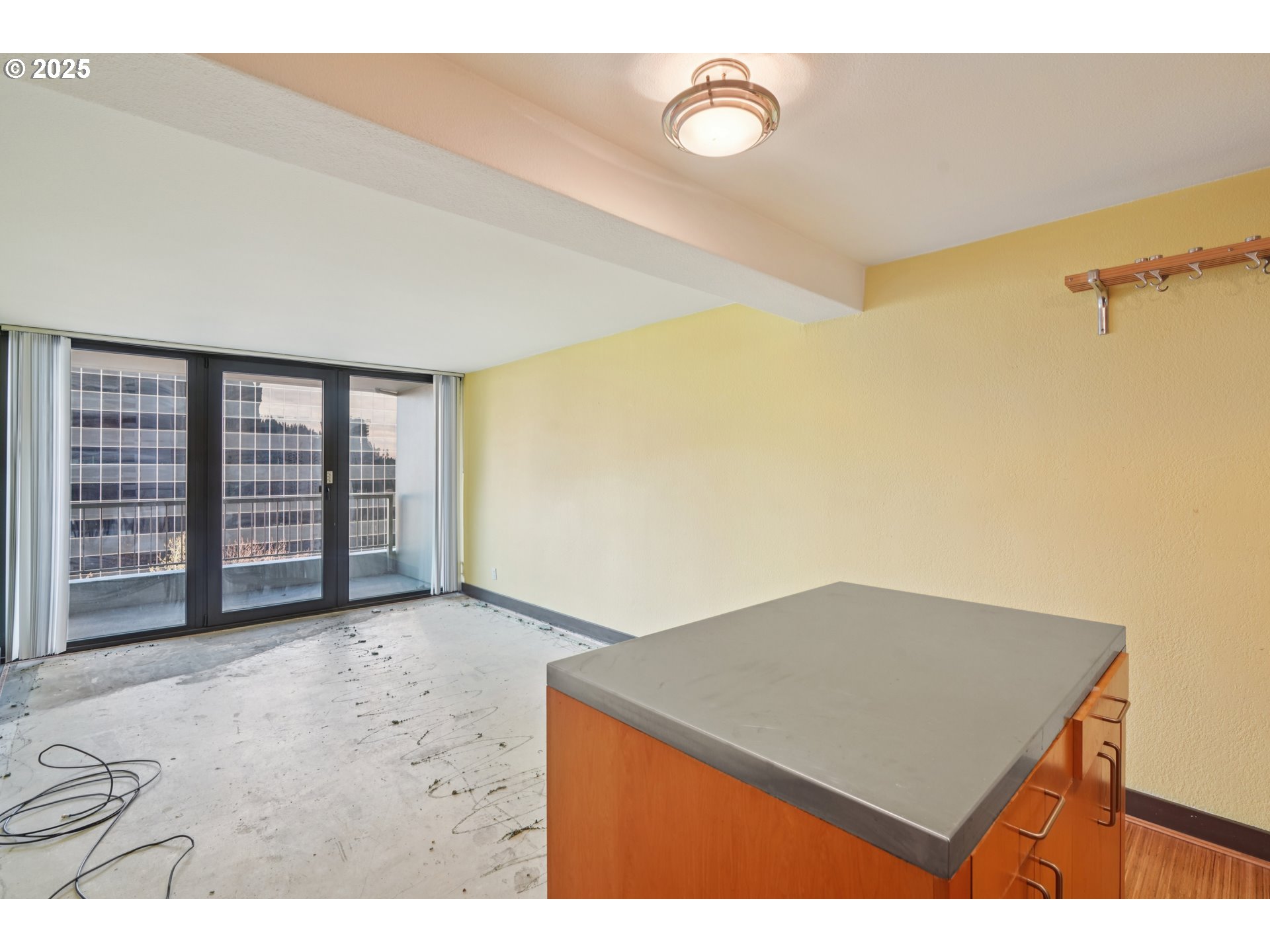 255 Southwest Harrison Street, Unit 12E Portland, OR 97201 - Photo 11 of 28 Gallery Image 11