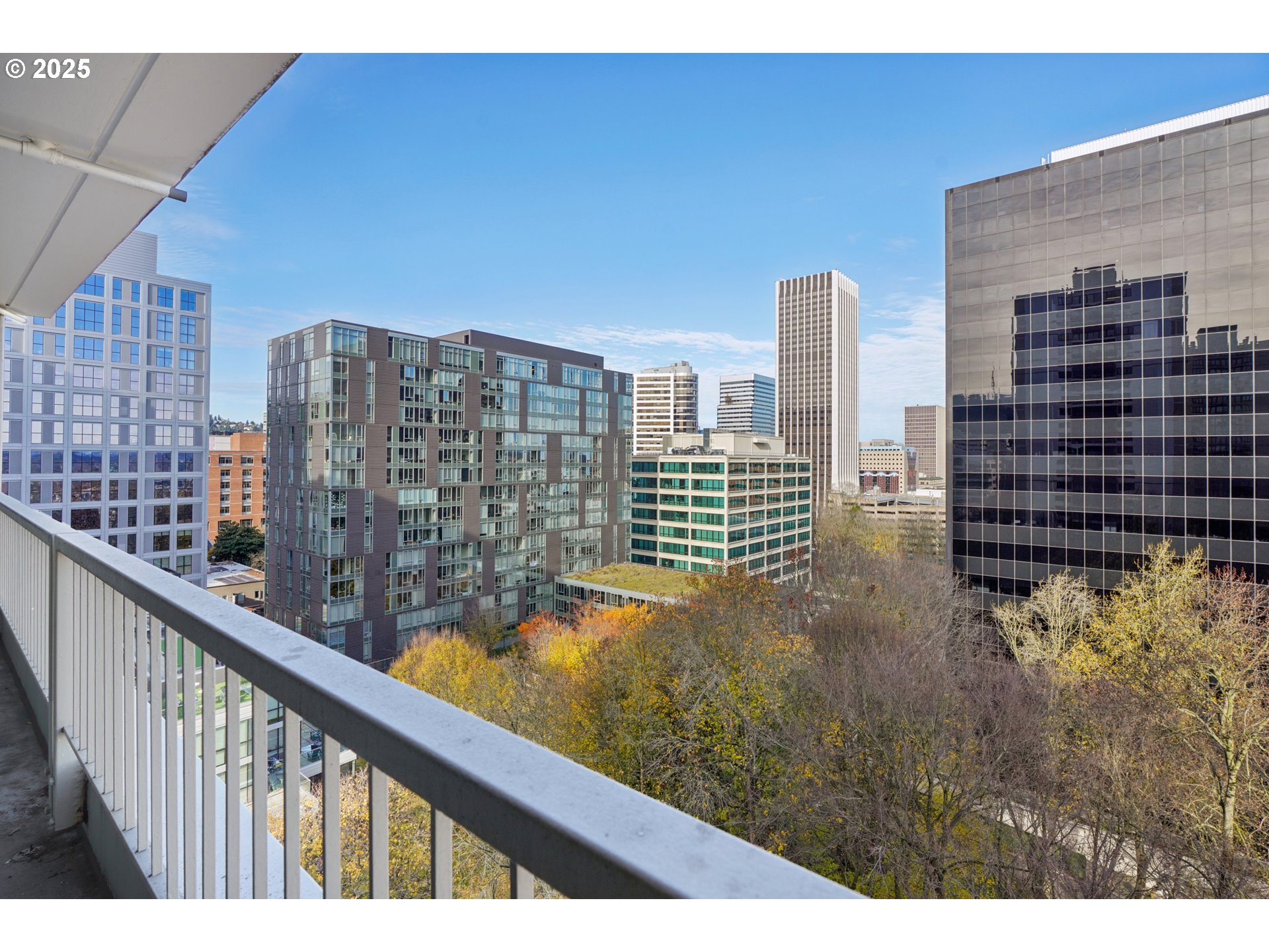 255 Southwest Harrison Street, Unit 12E Portland, OR 97201 - Photo 19 of 28 Gallery Image 19