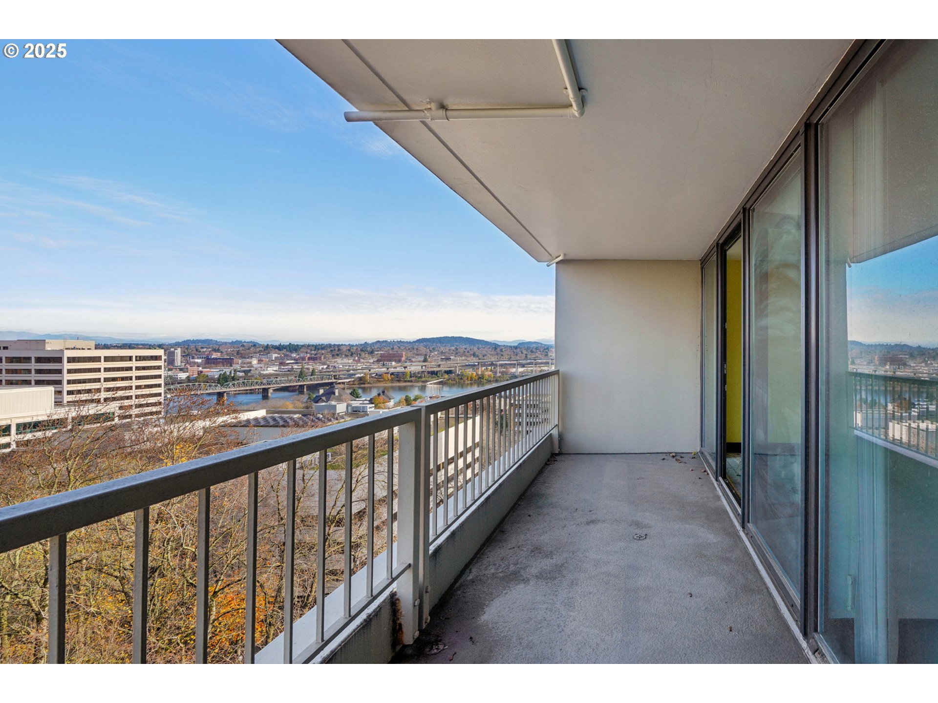 255 Southwest Harrison Street, Unit 12E Portland, OR 97201 - Photo 21 of 28 Gallery Image 21