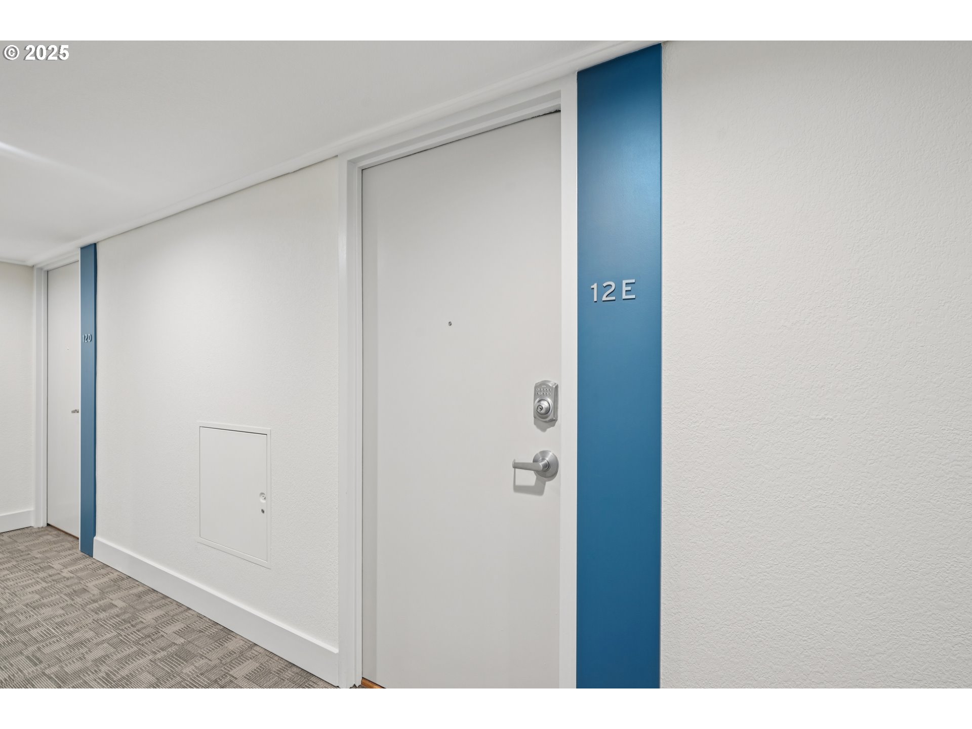 255 Southwest Harrison Street, Unit 12E Portland, OR 97201 - Photo 3 of 28 Gallery Image 3