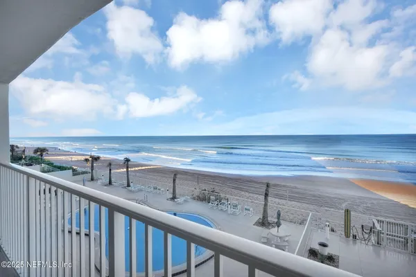 $260,000 | 89 South Atlantic Avenue, Unit 204, Ormond Beach, FL 32176