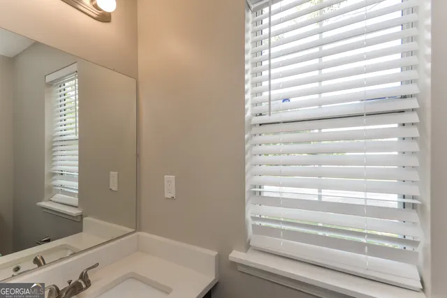 $1,705 | 3780 Wesley View, Decatur, GA 30034