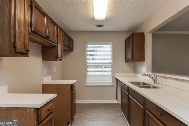 $1,705 | 3780 Wesley View, Decatur, GA 30034