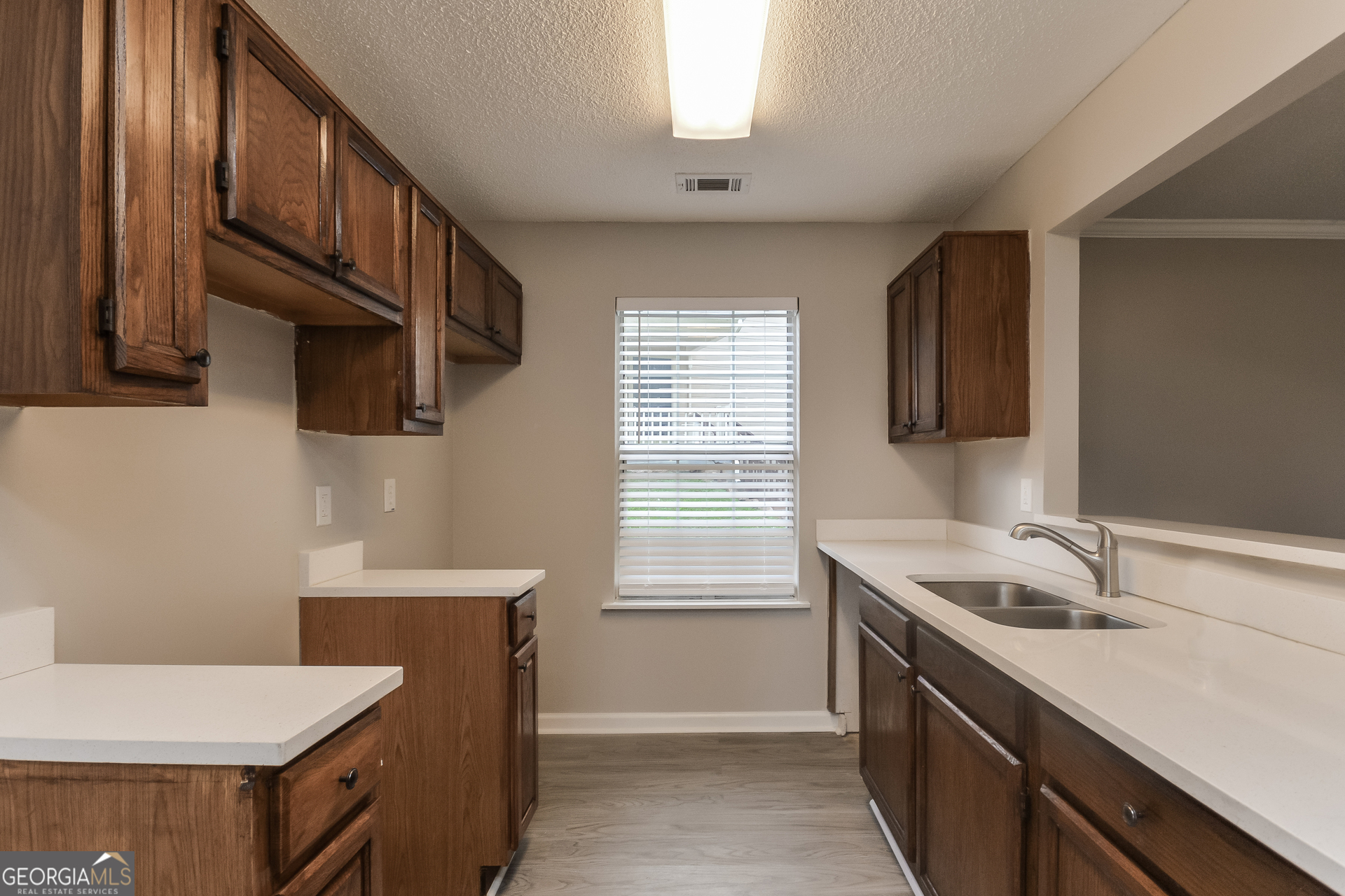 3780 Wesley View Decatur, GA 30034 - Photo 7 of 17