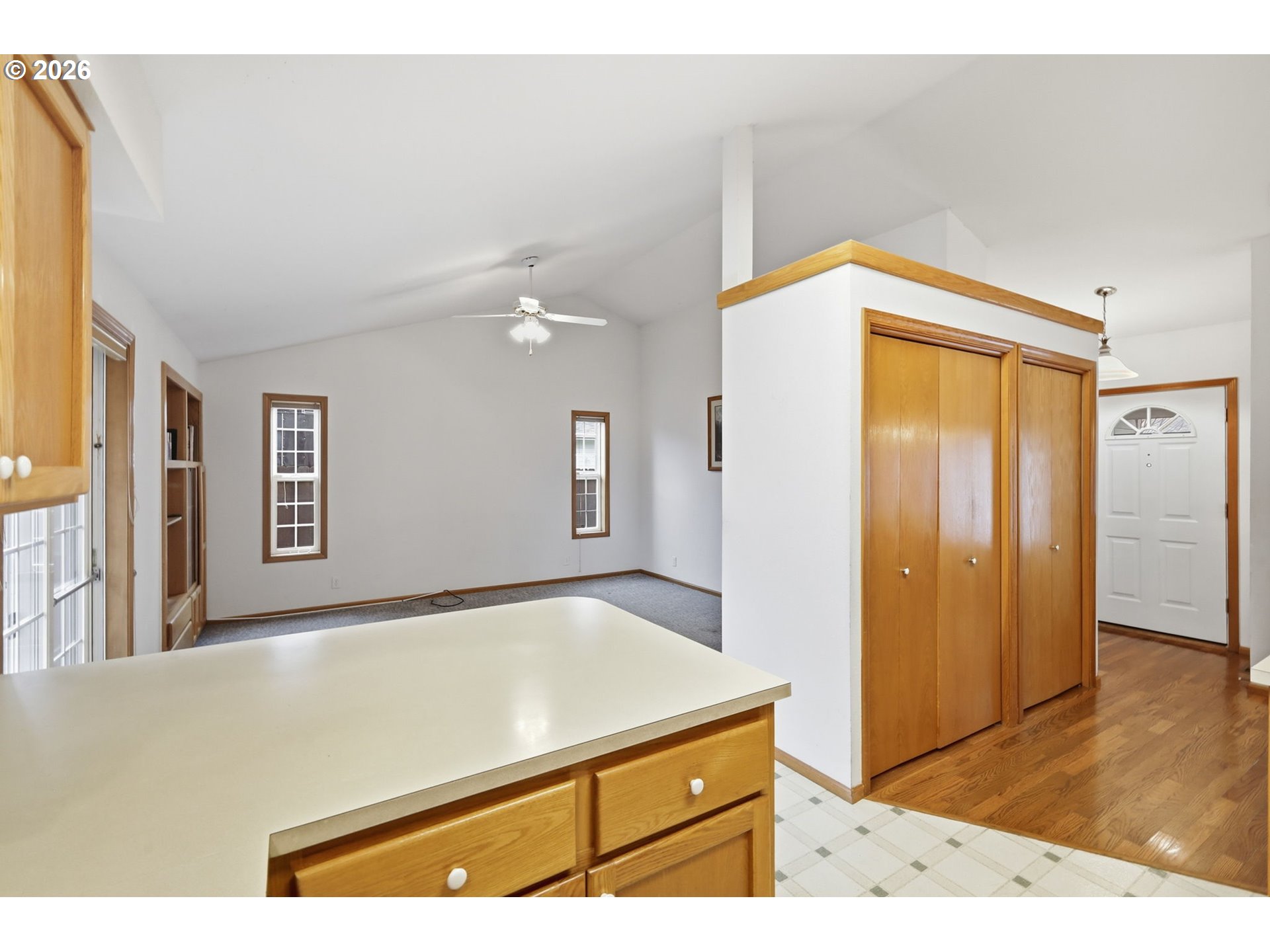 2337 Loch Drive Springfield, OR 97477 - Photo 11 of 35