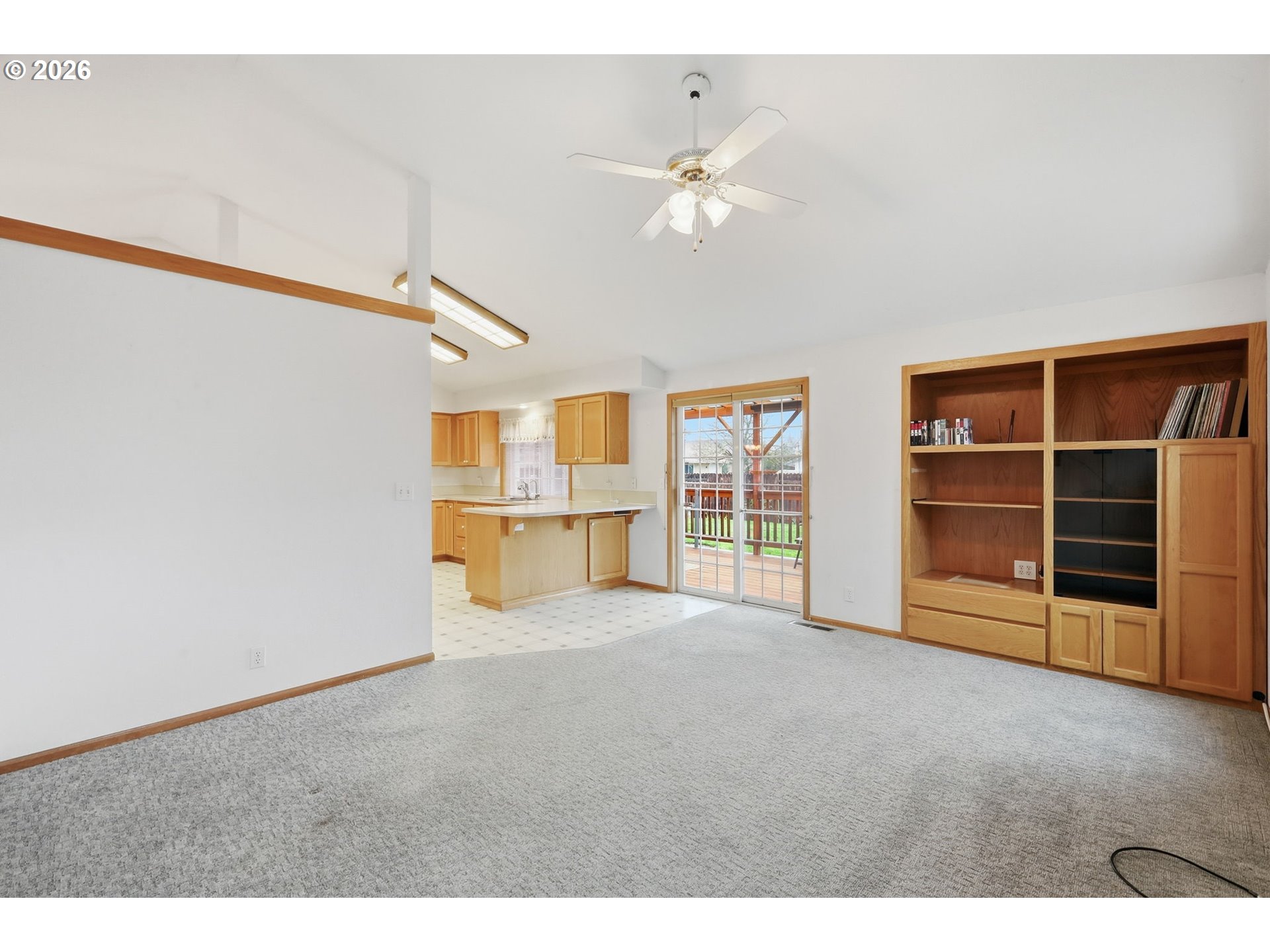 2337 Loch Drive Springfield, OR 97477 - Photo 15 of 35