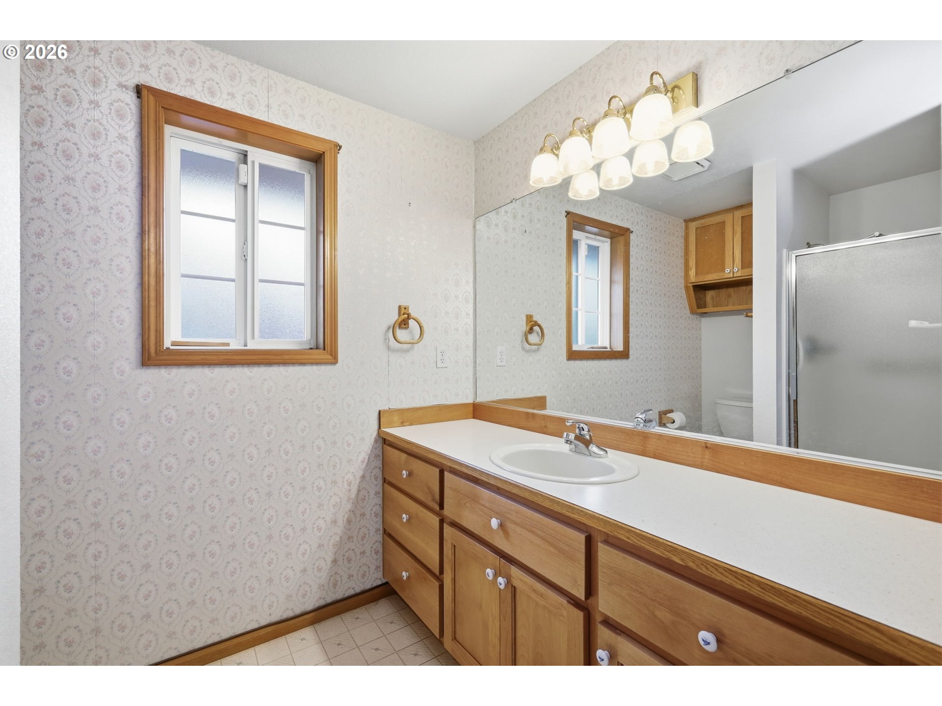 2337 Loch Drive Springfield, OR 97477 - Photo 21 of 35