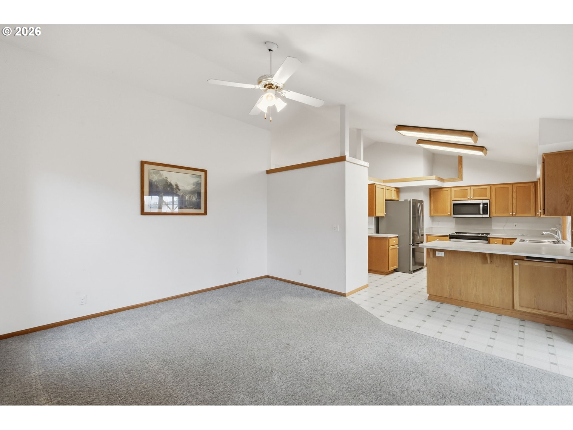 2337 Loch Drive Springfield, OR 97477 - Photo 5 of 35