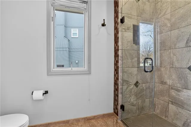 $460,000 | 5008 Northwest 87th Street, Kansas City, MO 64154