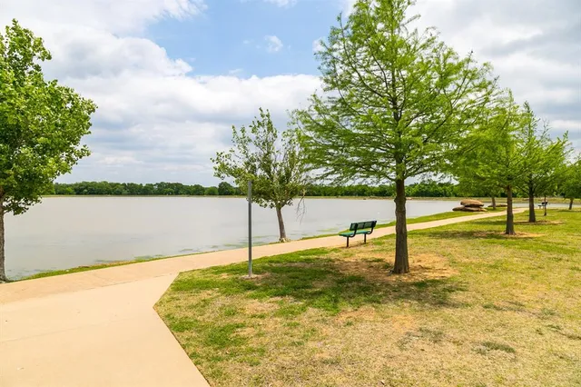 $320,000 | 1816 Freedom Lane, Providence Village, TX 76227