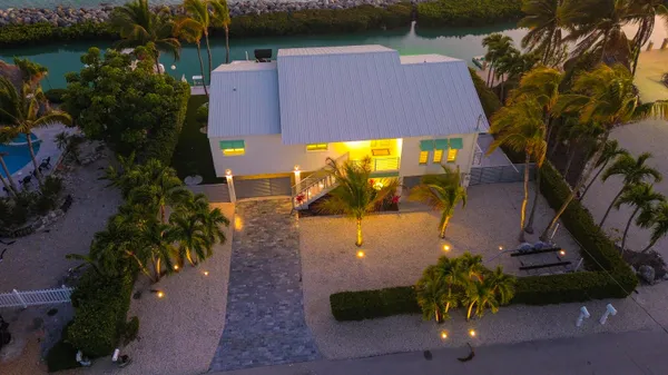 $3,625,000 | 224 West Seaview Circle, Marathon, FL 33050