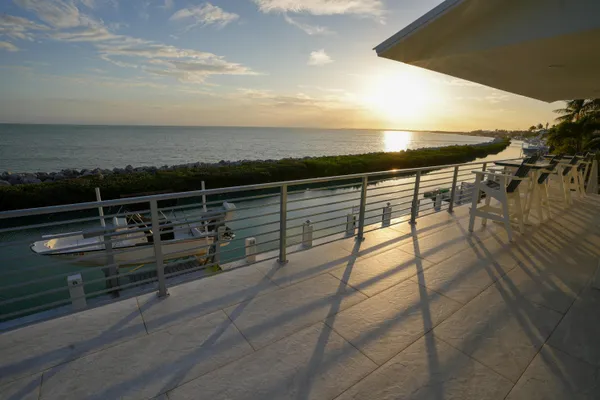 $3,625,000 | 224 West Seaview Circle, Marathon, FL 33050