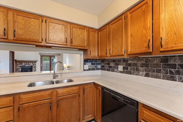 $219,900 | 2022 Poppy Court, Mishawaka, IN 46544