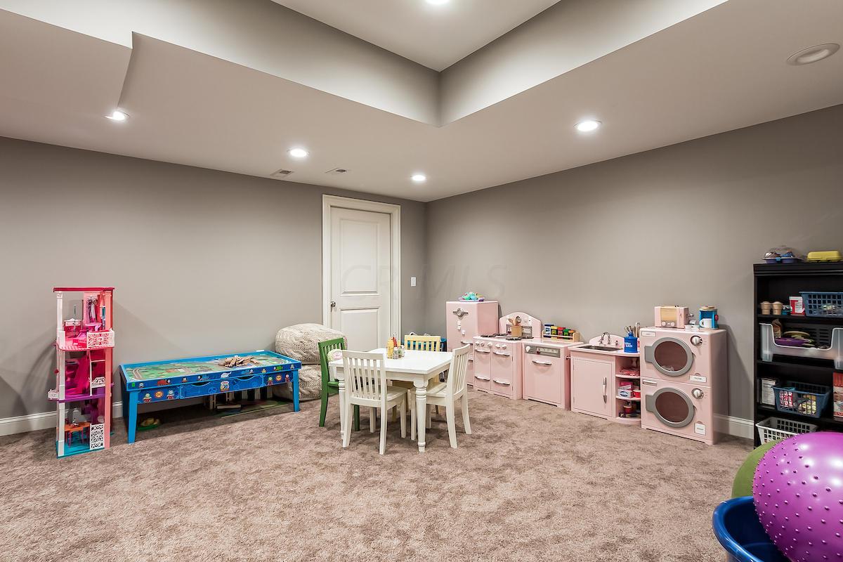 1348 Guilford Road Delaware, OH 43015 - Photo 31 of 52 Gallery Image 31