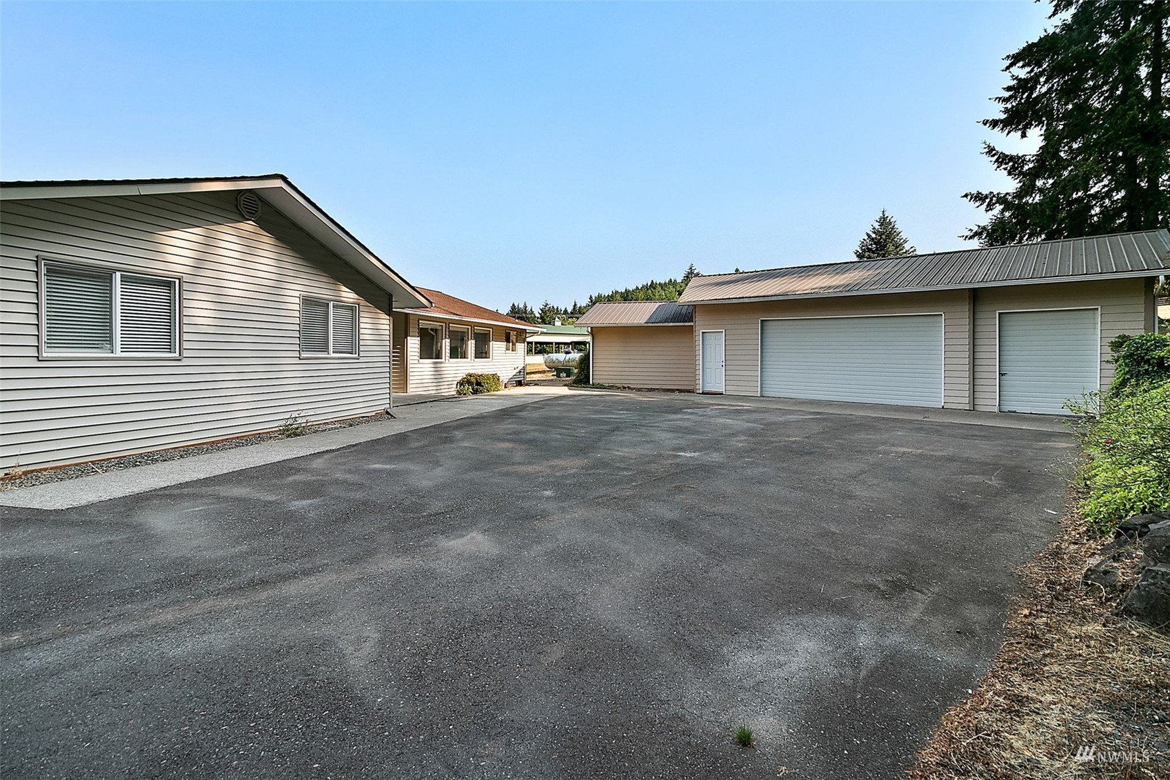 109 Carroll Way Chehalis, WA 98532 - Photo 3 of 40 Gallery Image 3