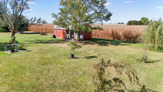 $259,000 | 1627 East 950th Road, Tonica, IL 61370