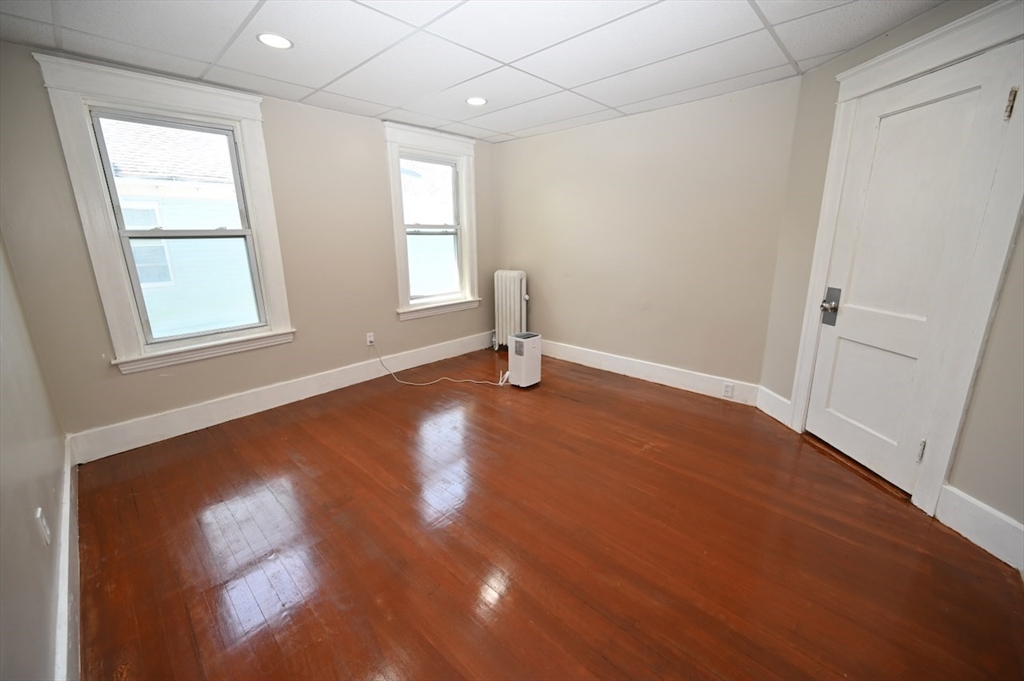 14 Derby Street Worcester, MA 01604 - Photo 8 of 23