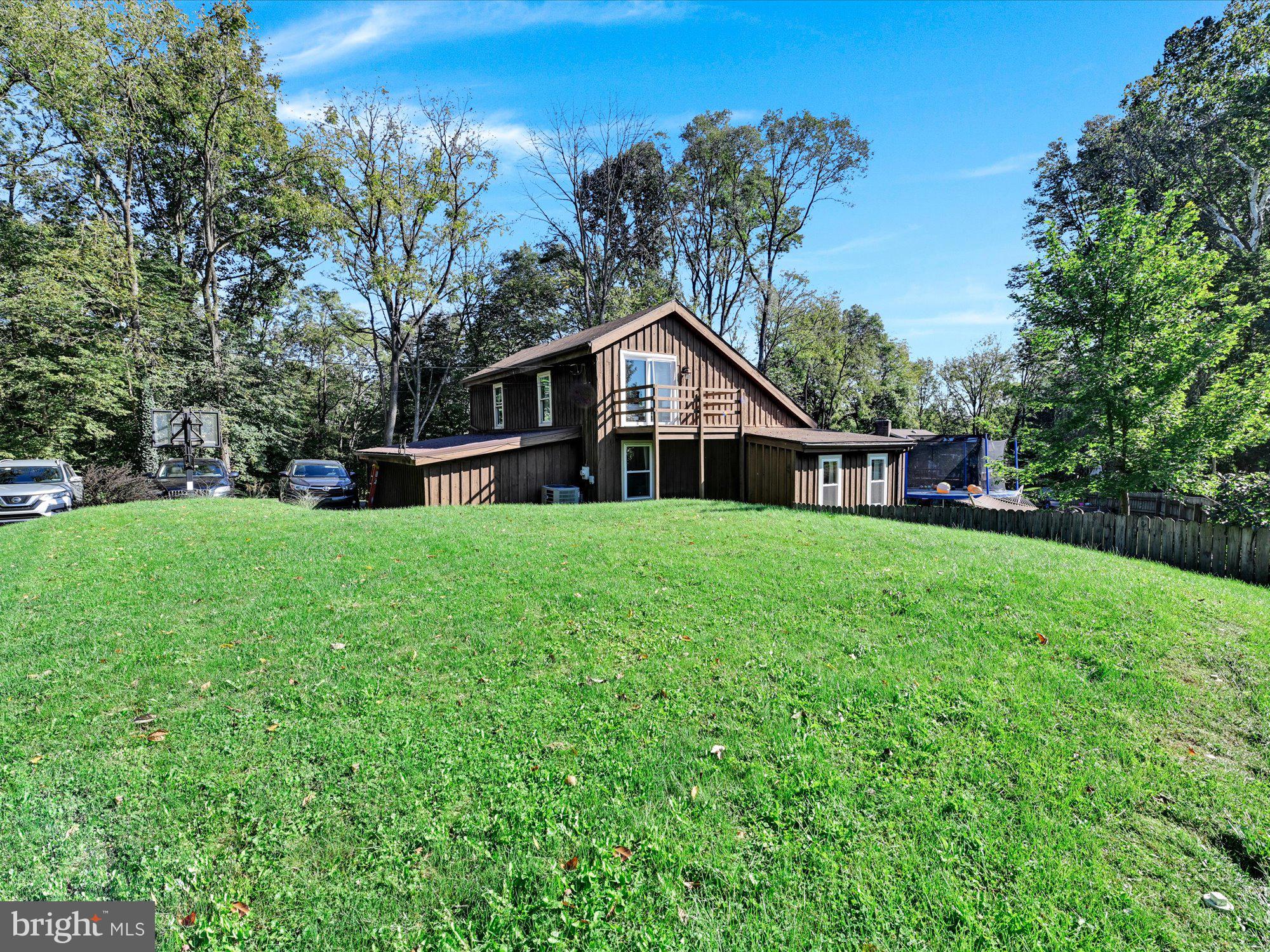 22 Cocalico Road Lititz, PA 17543 - Photo 29 of 32 Side