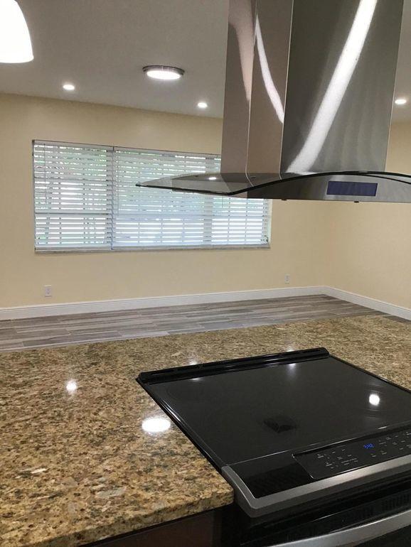 1101 Northwest 6th Avenue Boca Raton, FL 33432 - Photo 7 of 30 6ba704a322a4ec9d31e19abbc4fa265bl-m19213