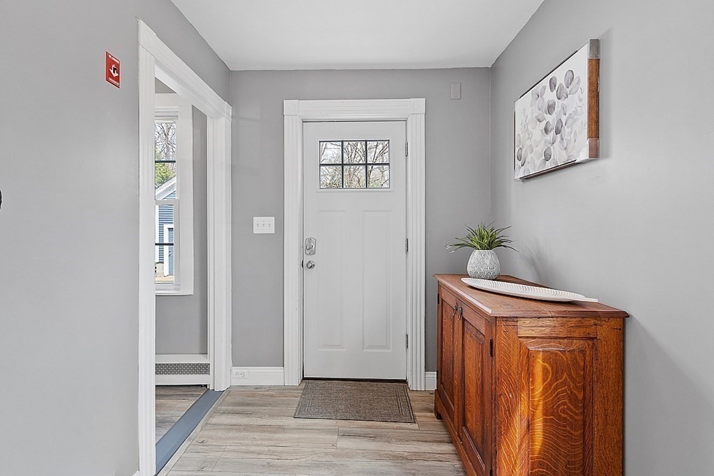 42 Cherry Street Gardner, MA 01440 - Photo 14 of 42