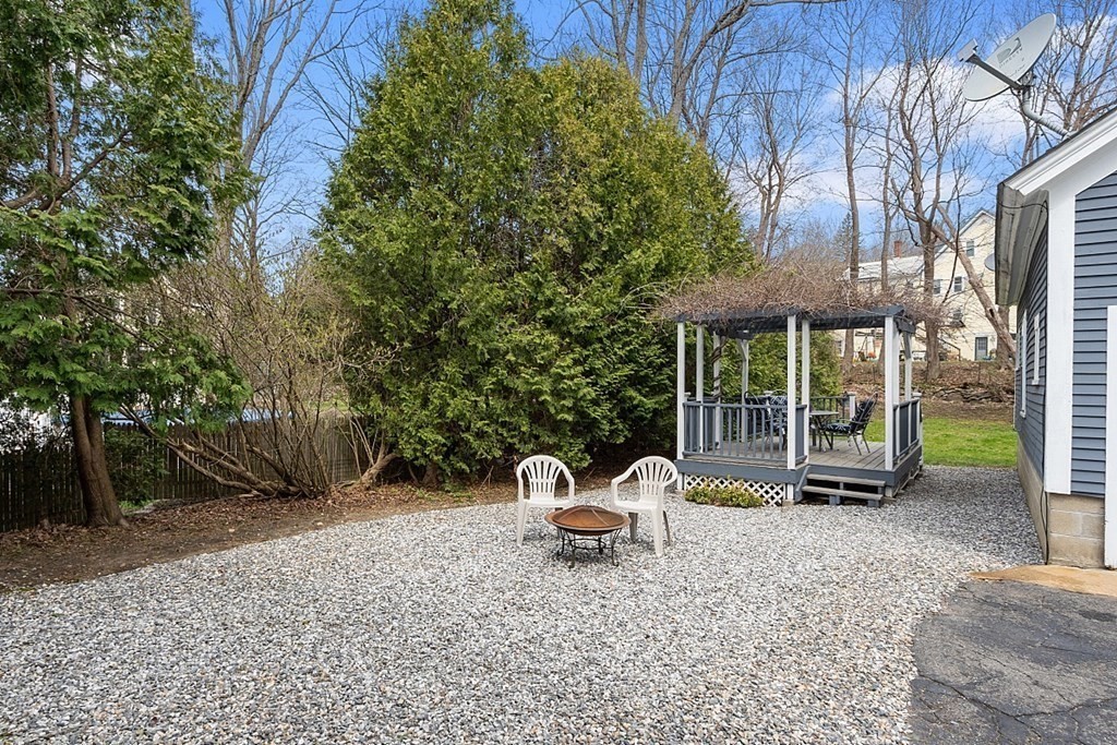 42 Cherry Street Gardner, MA 01440 - Photo 2 of 42