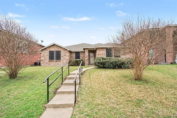 $280,000 | 1214 April Showers Lane, Lancaster, TX 75134