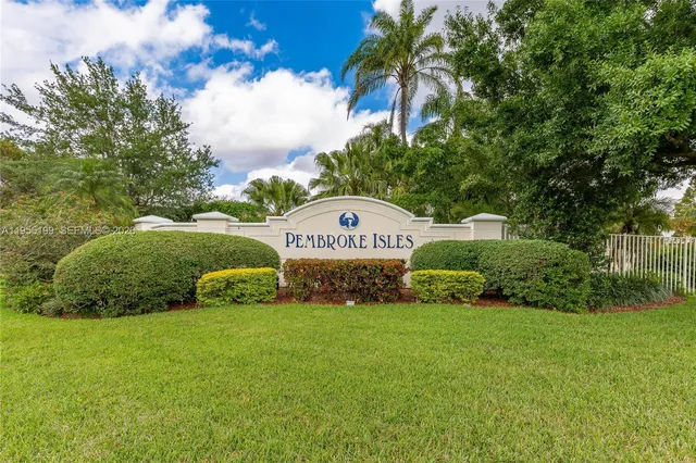$850,000 | 1994 Northwest 169th Avenue, Pembroke Pines, FL 33028