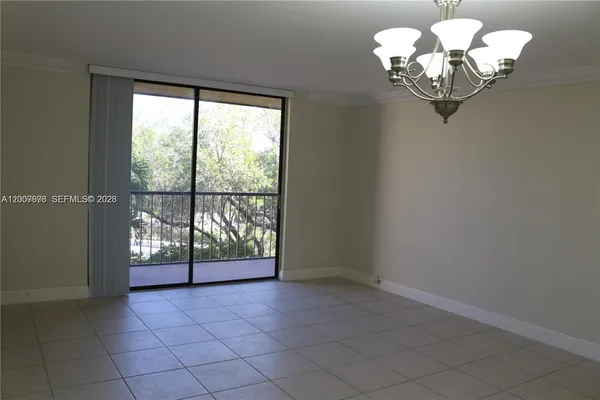 $2,350 | 8005 Southwest 107th Avenue, Unit 317, Miami, FL 33173