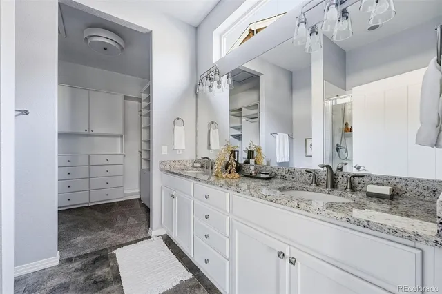 $800,000 | 11248 East 25th Drive, Aurora, CO 80010