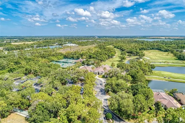 $550,000 | 10015 Marbella Drive, Bradenton, FL 34211