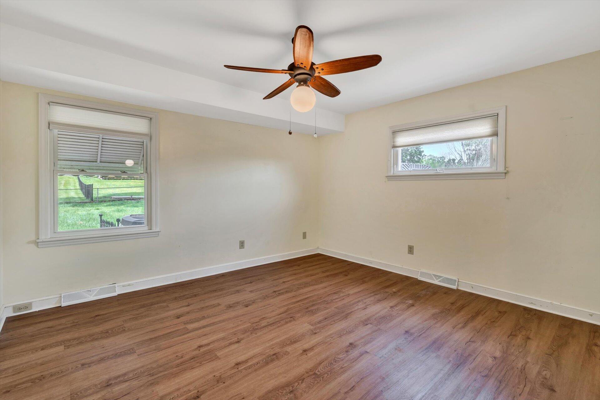 3515 Greencliff Road Roanoke, VA 24018 - Photo 11 of 29 14-052720220044