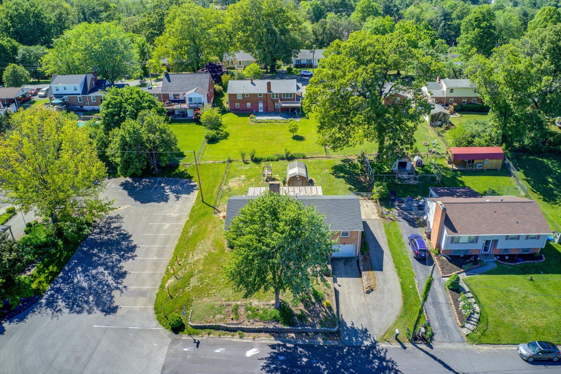 3515 Greencliff Road Roanoke, VA 24018 - Photo 23 of 29 07-051120220026