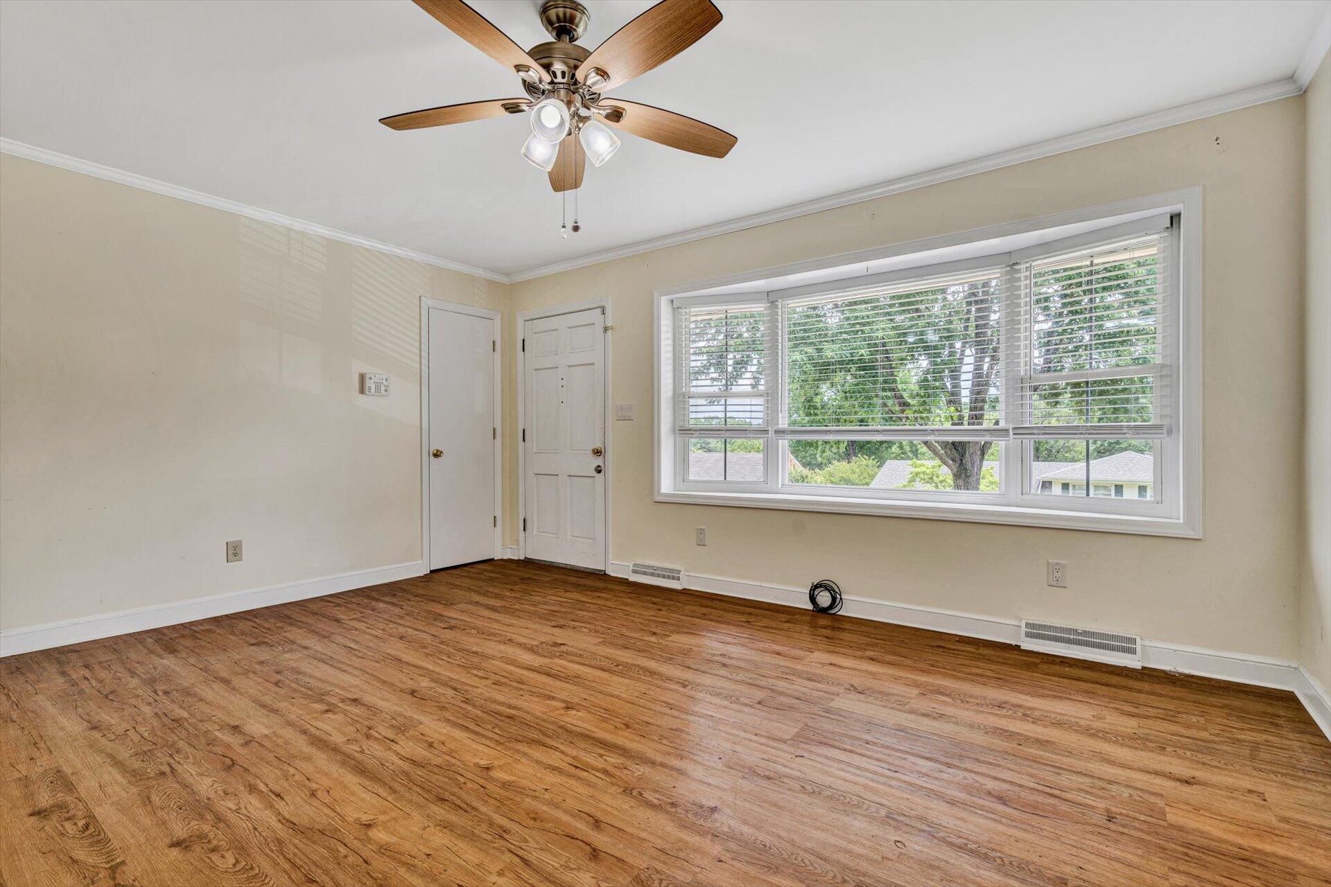 3515 Greencliff Road Roanoke, VA 24018 - Photo 9 of 29 05-052720220035
