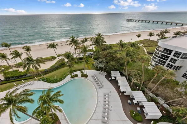 $12,999 | 16901 Collins Avenue, Unit 802, Sunny Isles Beach, FL 33160