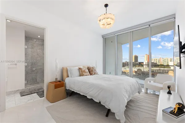 $12,999 | 16901 Collins Avenue, Unit 802, Sunny Isles Beach, FL 33160