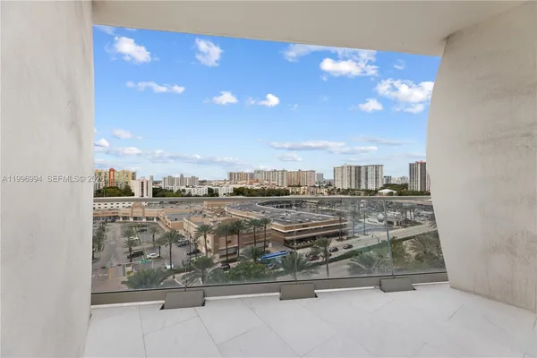 $12,999 | 16901 Collins Avenue, Unit 802, Sunny Isles Beach, FL 33160