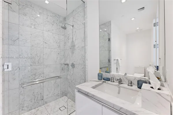 $12,999 | 16901 Collins Avenue, Unit 802, Sunny Isles Beach, FL 33160