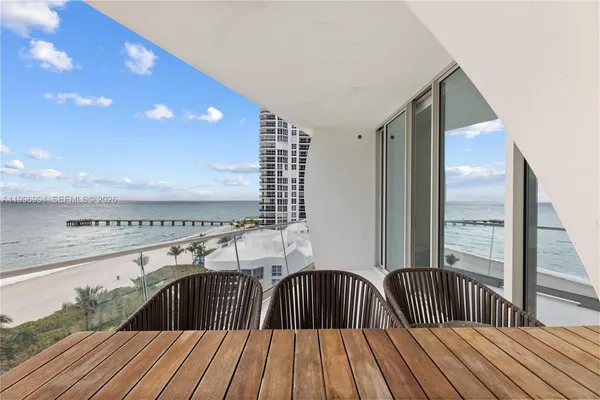 $12,999 | 16901 Collins Avenue, Unit 802, Sunny Isles Beach, FL 33160