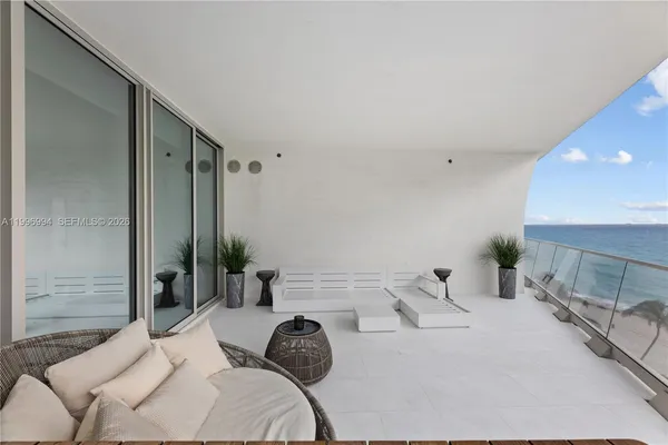 $12,999 | 16901 Collins Avenue, Unit 802, Sunny Isles Beach, FL 33160