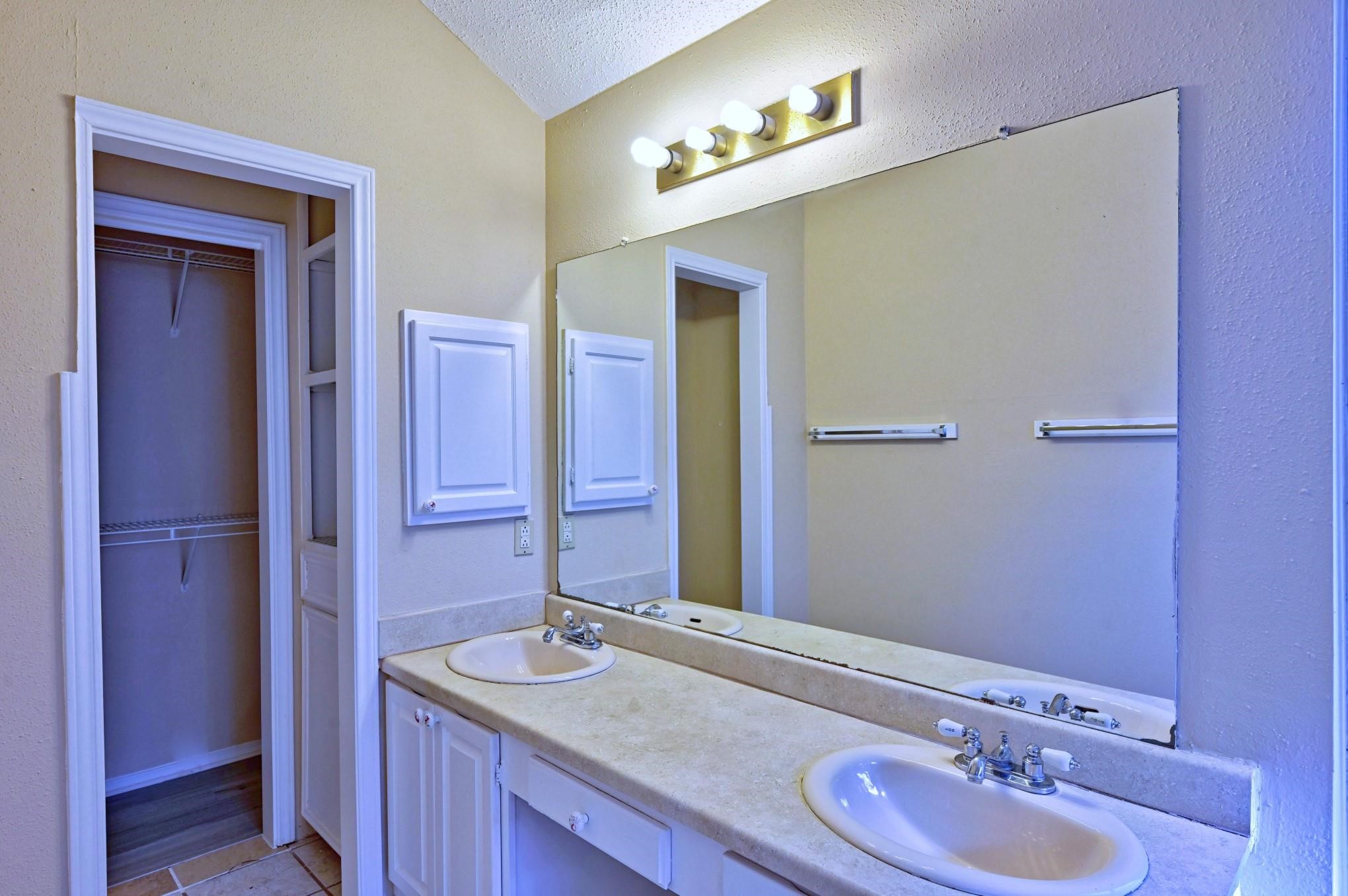 9127 Kirkleigh Lane Spring, TX 77379 - Photo 14 of 30